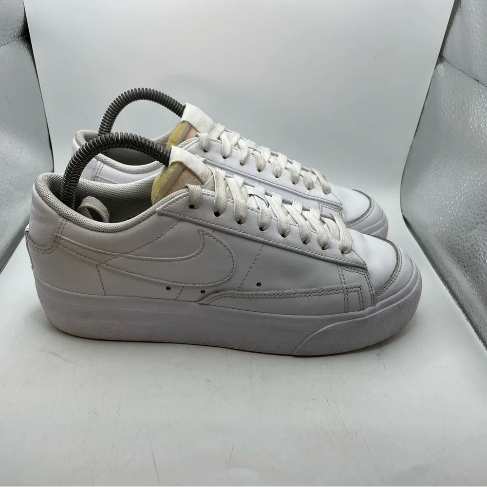 Nike Blazer platform low white womens sneakers size 7.5